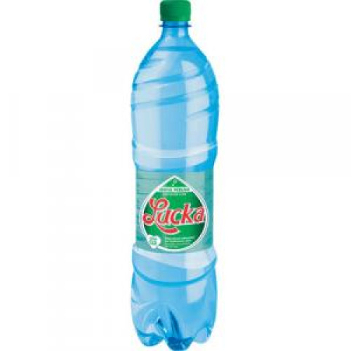 Pramenitá voda Lucka jemne perlivá 6 x 1,5 ℓ Pramenitá voda Lucka jemne perlivá 6 x 1,5 ℓ